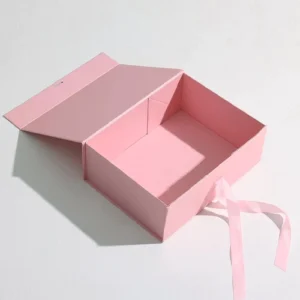 Magnetic Closure Boxes